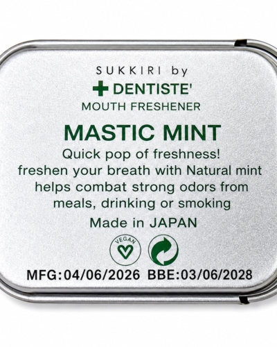 Mặt sau hộp thiếc Sukkiri by Dentiste Mastic Mint với ngày sản xuất và hạn dùng