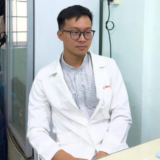 Bs. Trần Văn Hùng