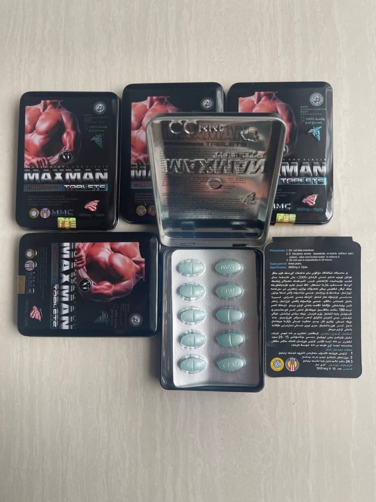 Nhiều hộp Maxman và vỉ viên