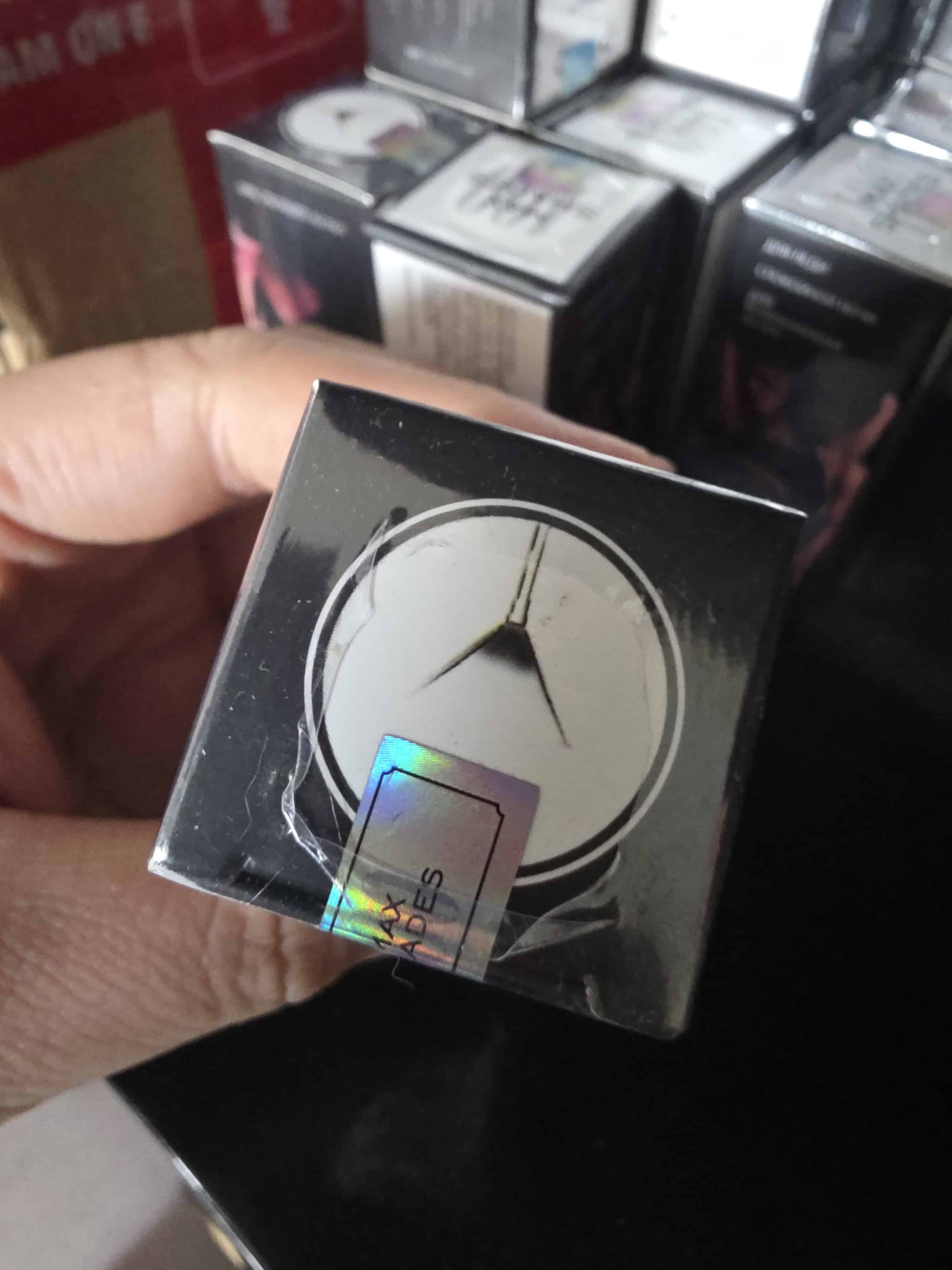 Tem hologram chống giả Maxshades chính hãng nguyên seal